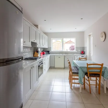 Vakantiehuis Guestready - A Charming Place Near Golf Centre *