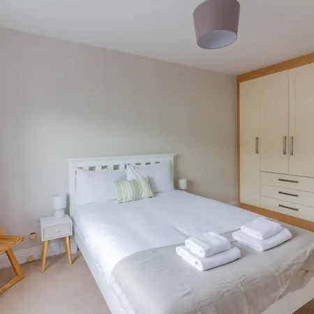 Guestready - A Charming Place Near Golf Centre بيت للعطل ليوباردستاون