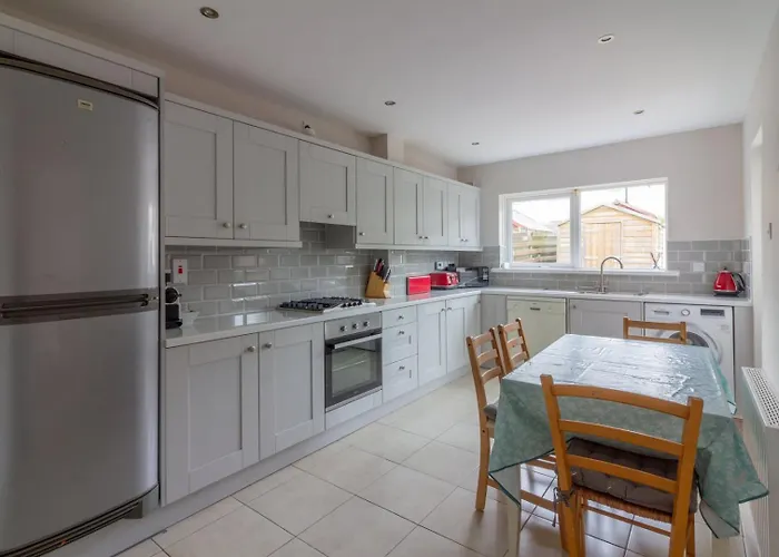 בית נופש Guestready - A Charming Place Near Golf Centre *